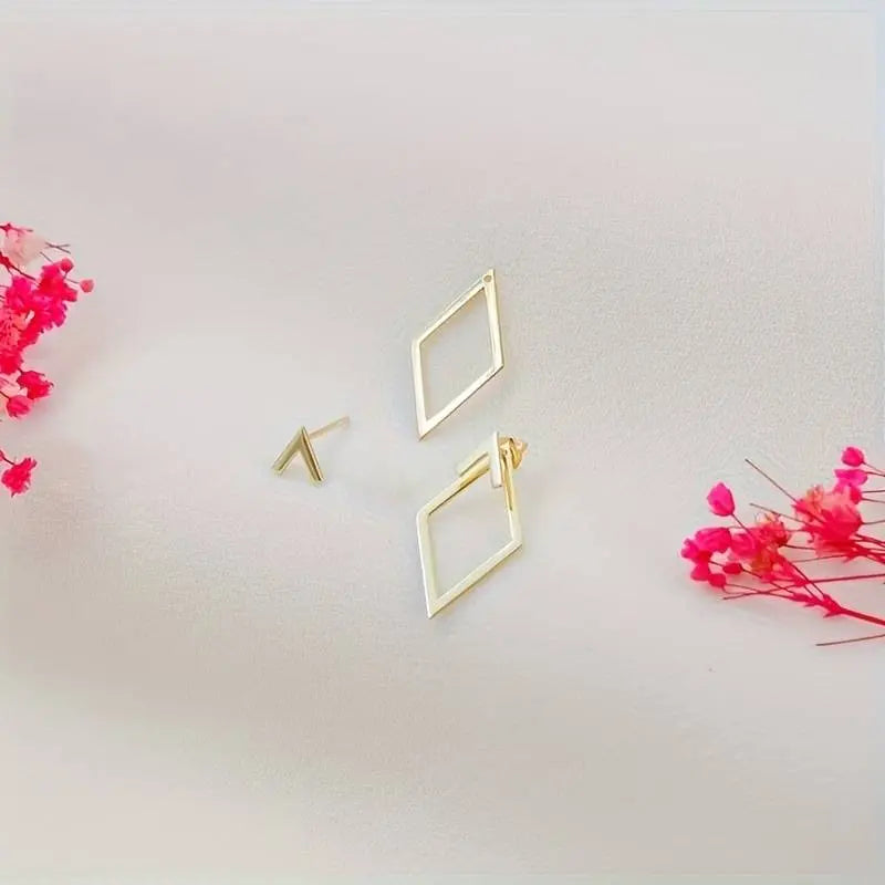 Eska | Sleek Geometric Minimalist Earrings