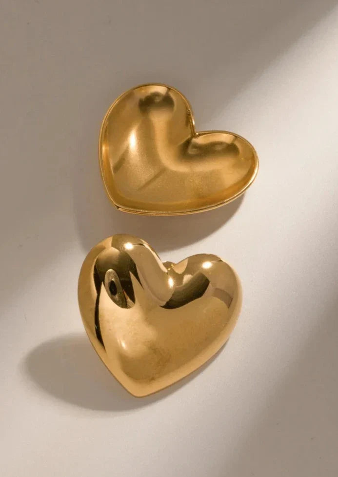 Falon | Hypoallergenic Stainless Steel Heart-Shaped Earrings in Gold