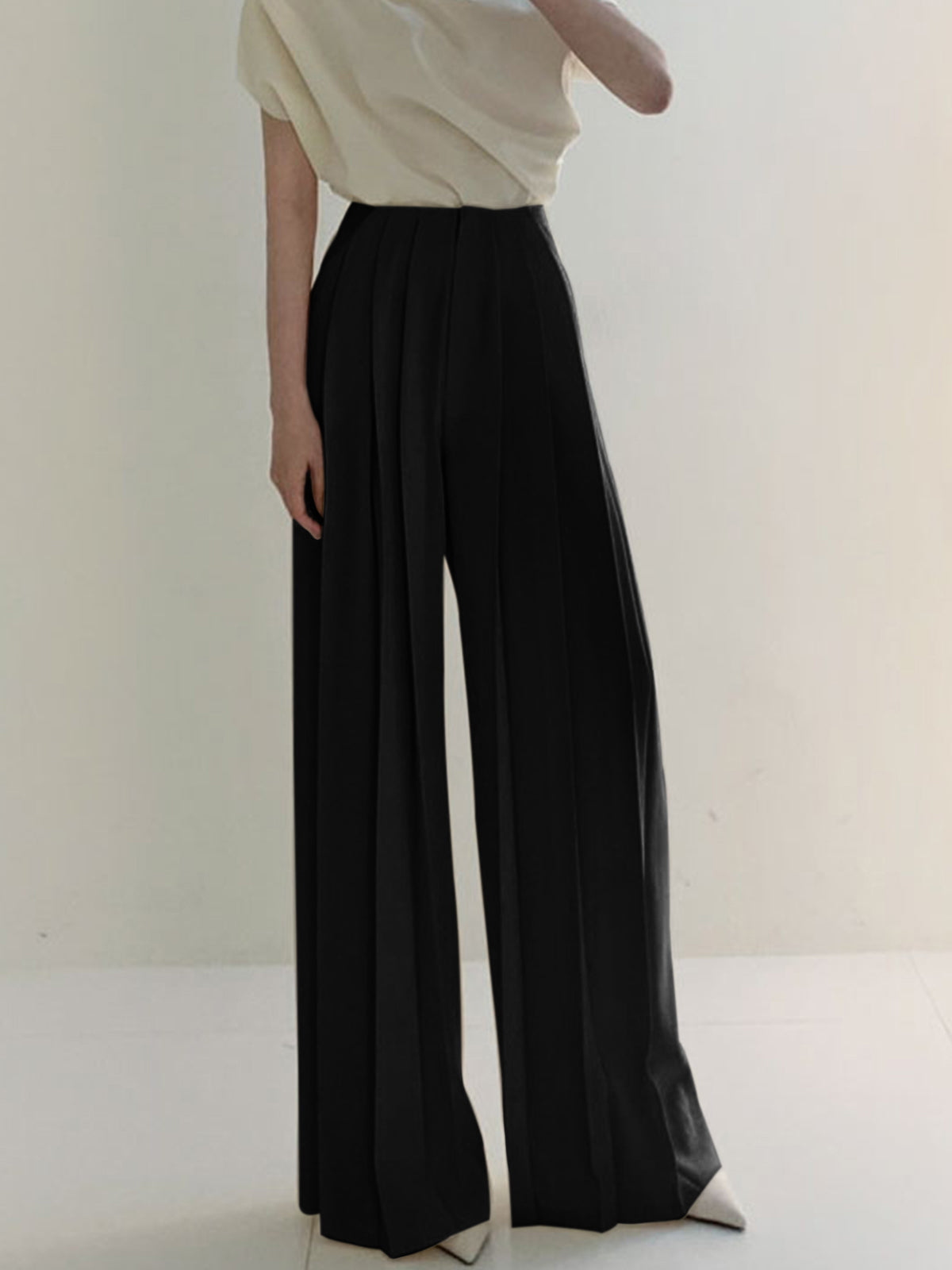 Ilyse | Wide-Leg High-Waist Pleated Trousers