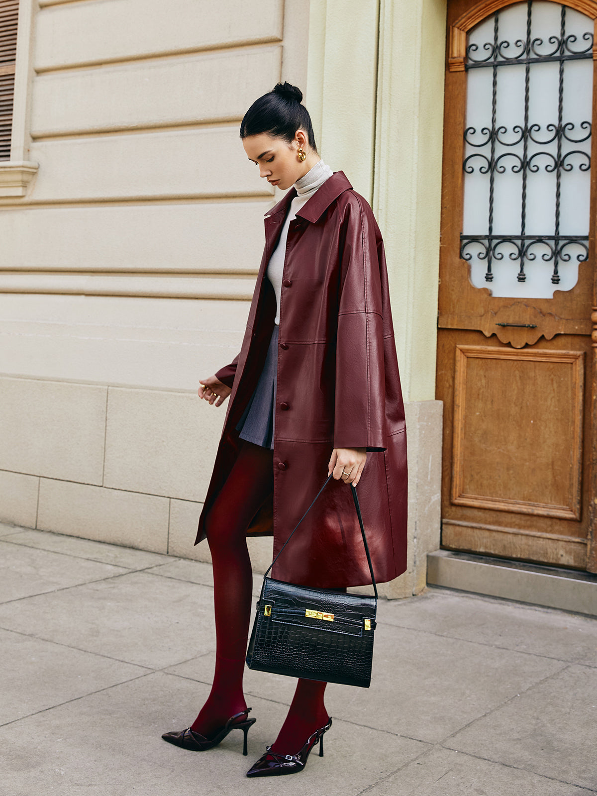 Elysia | Vintage Long Coat Made of Imitation Leather - Warm & Stylish