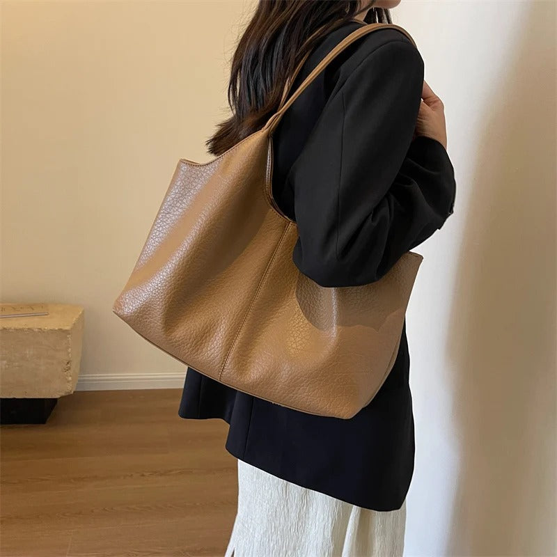 Lolo | Tote Women's Shoulder Bag – Vegan Leather & Spacious Design