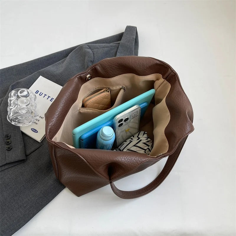 Lolo | Tote Women's Shoulder Bag – Vegan Leather & Spacious Design