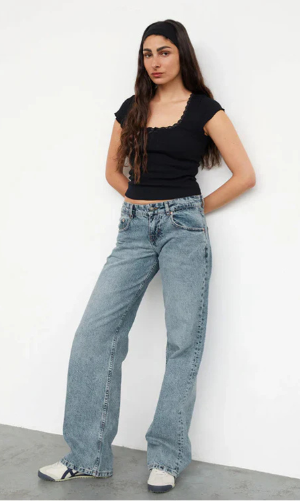 Roja | Trendy Women's Low-Rise Straight-Leg Jeans