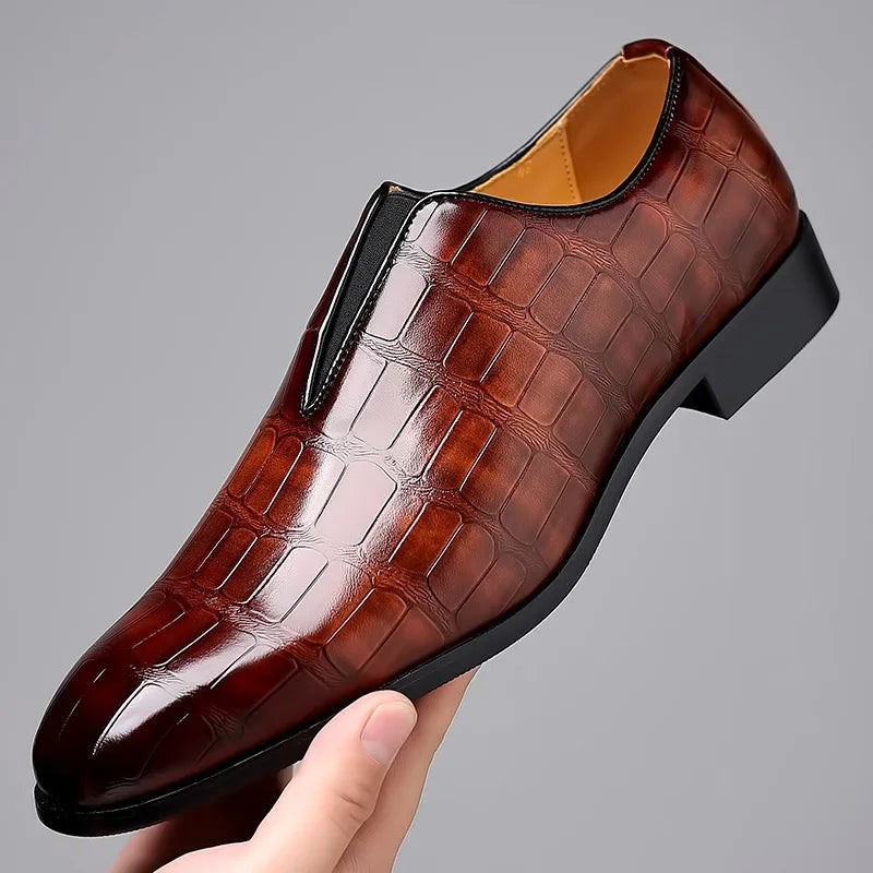 Noah™ - Chic Leather Loafers with Elegant Stone Pattern