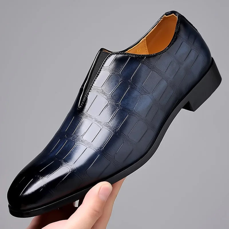 Noah™ - Chic Leather Loafers with Elegant Stone Pattern