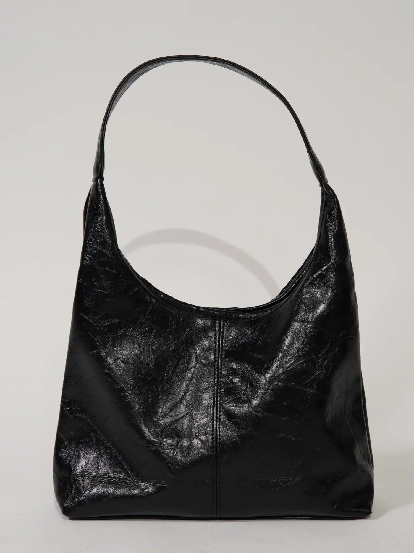Lotta | Spacious Shoulder Bag Made of Vegan Leather