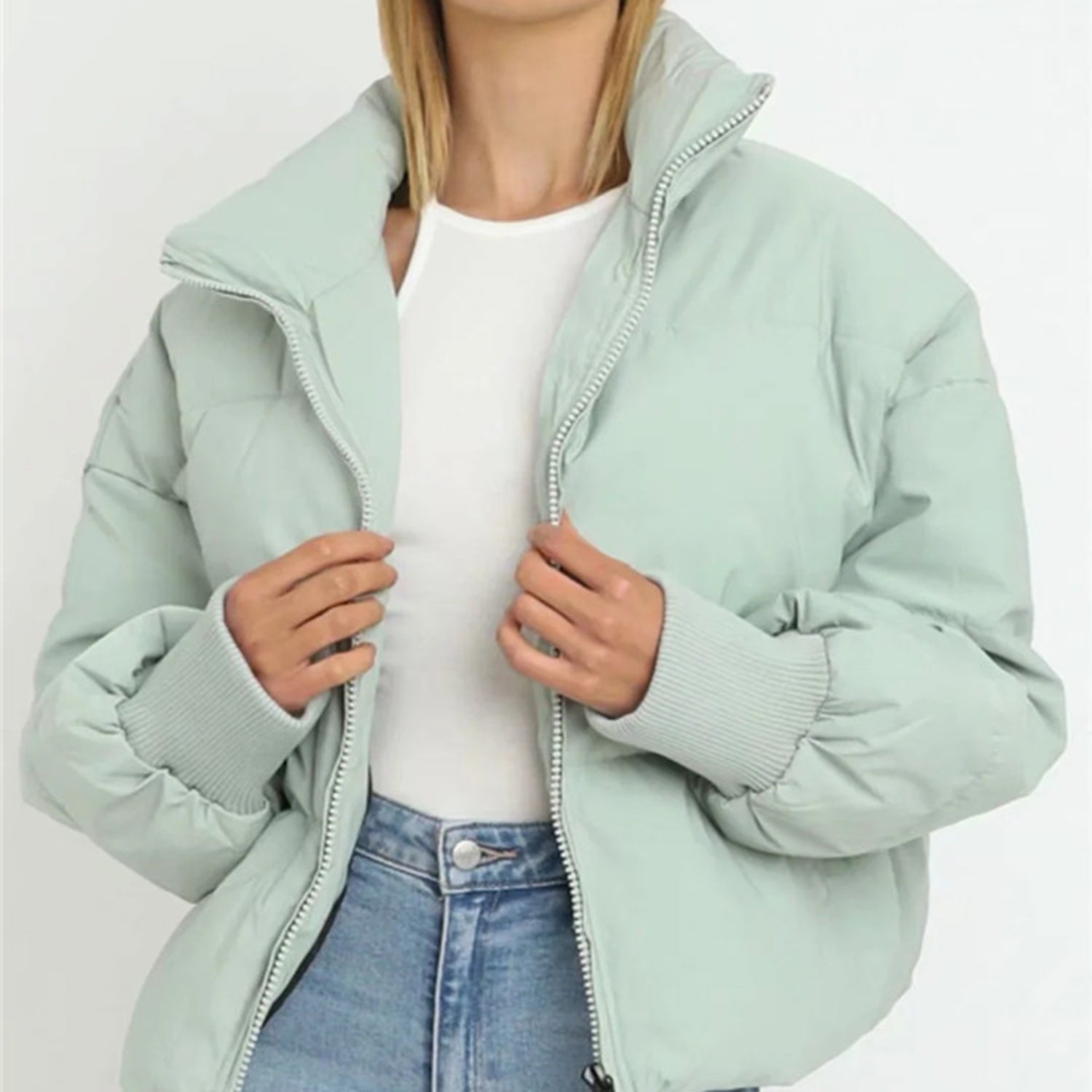 Timona | Cropped Down Jacket for Women – Warm, Light & Stylish