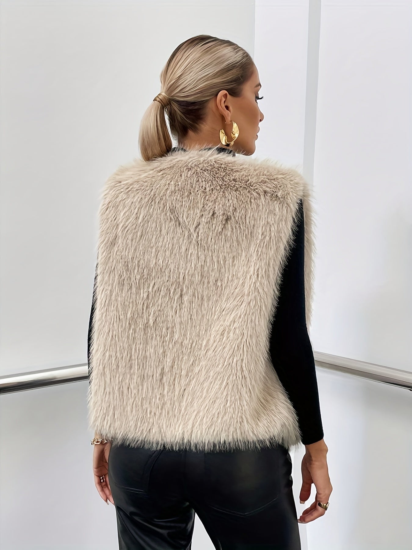 Belia | Chic Faux Fur Gilet