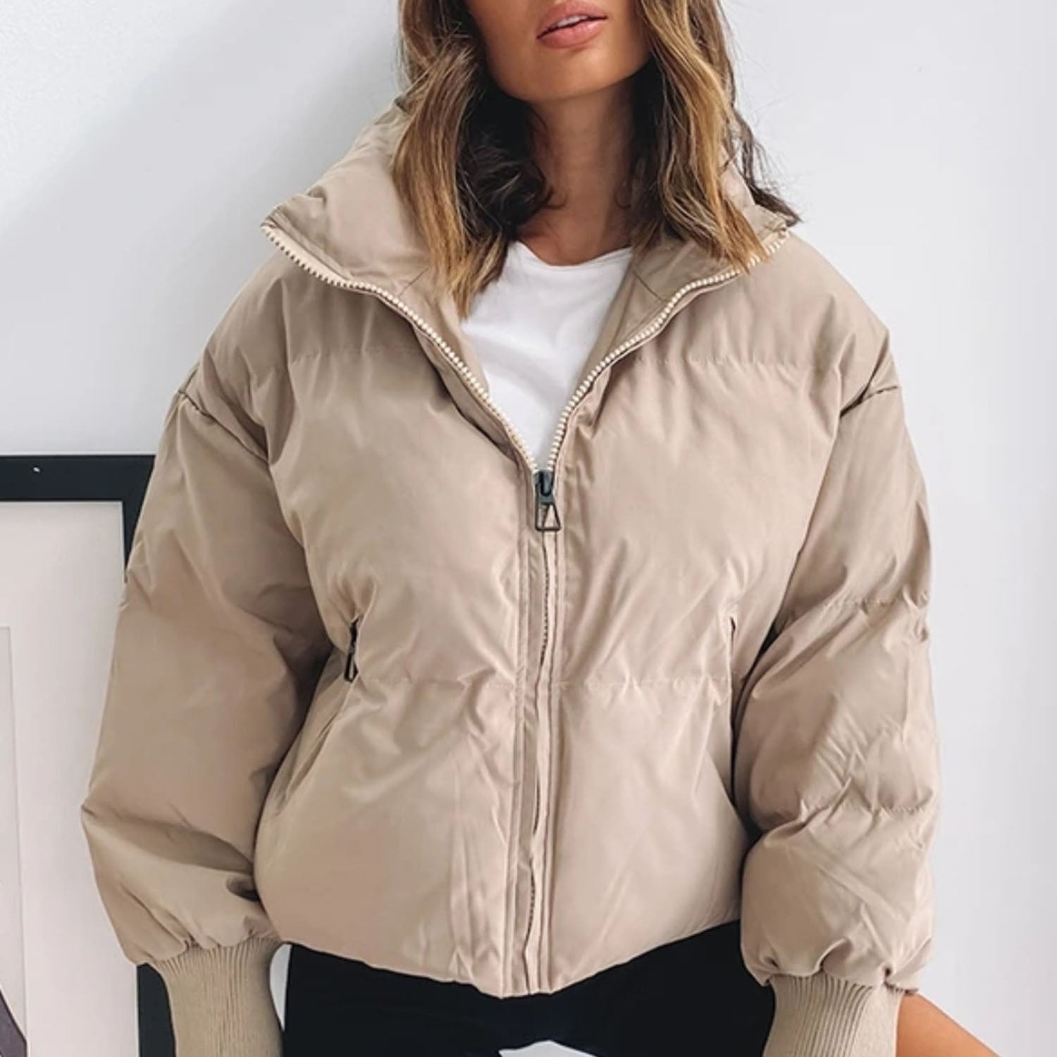 Timona | Cropped Down Jacket for Women – Warm, Light & Stylish