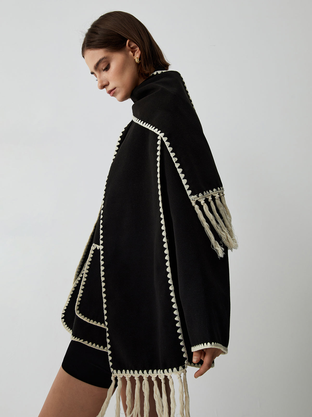 Belise | Contrast Trim Jacket with Scarf – Stylish & Comfortable