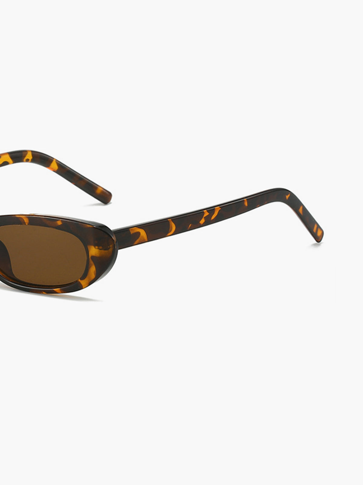 Chic Cat-Eye Sunglasses for Women - Fashionable UV Protection