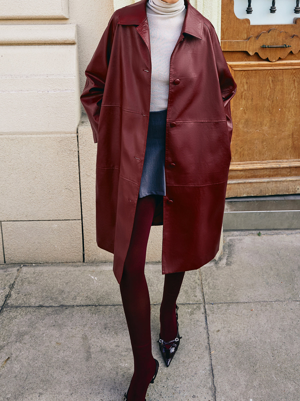 Elysia | Vintage Long Coat Made of Imitation Leather - Warm & Stylish