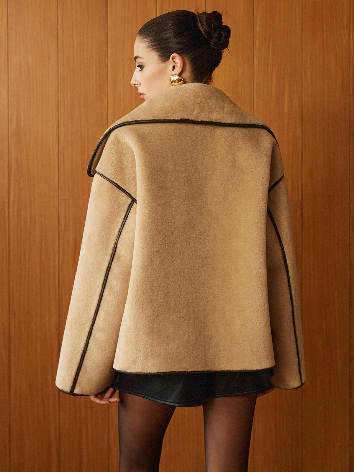 Bloeme | Minky Fleece Jacket with Contrast and Vegan Leather Accents