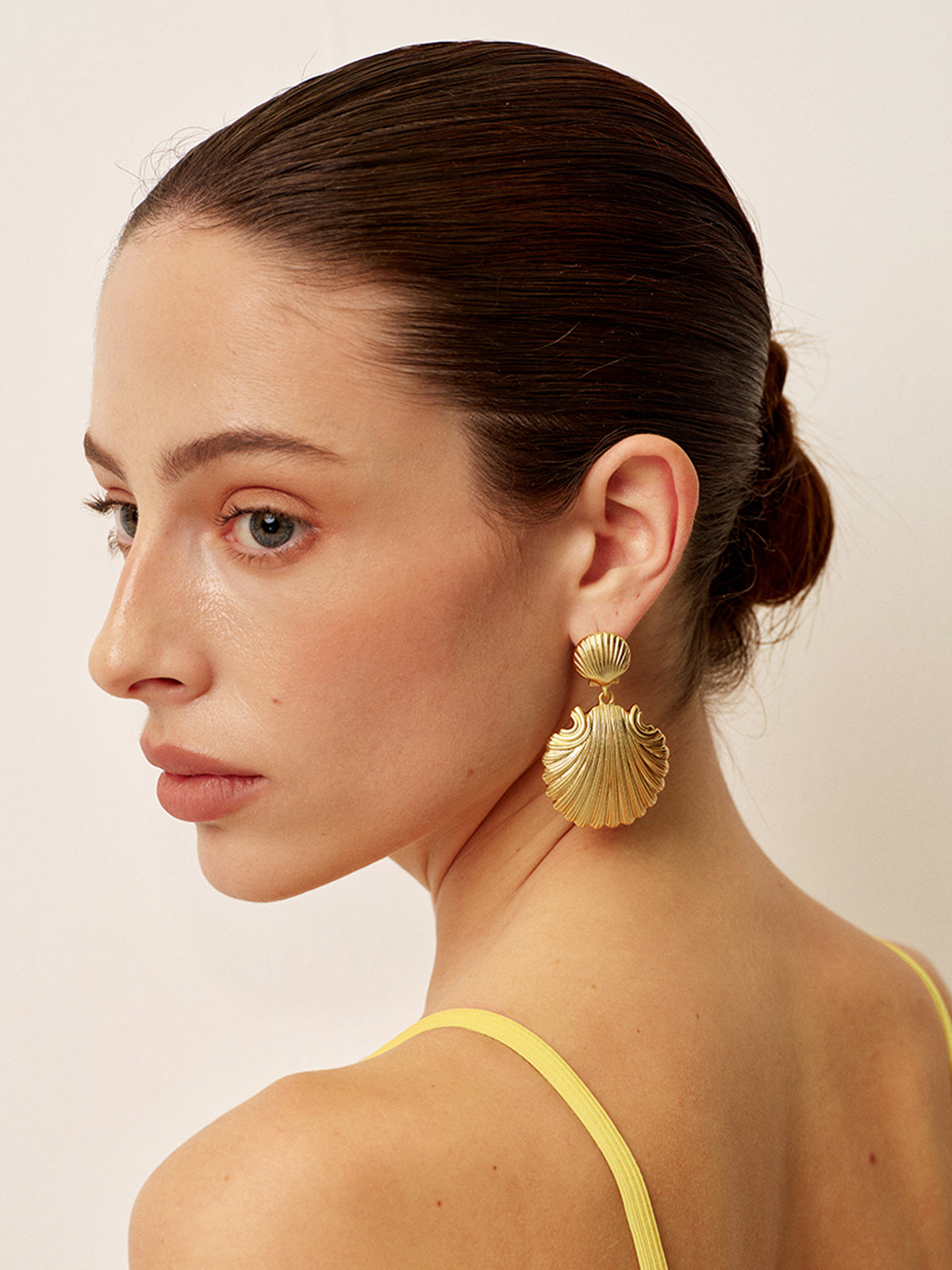 Erika | Elegant Gold Drop Earrings for Women