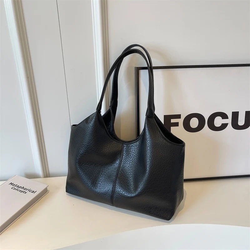 Lolo | Tote Women's Shoulder Bag – Vegan Leather & Spacious Design
