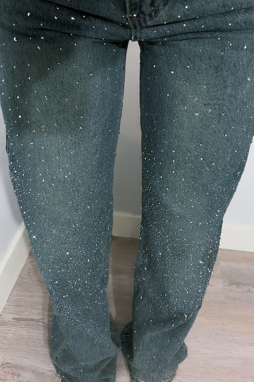 Sanay | High-Waisted Straight Leg Jeans with Sparkling Accents
