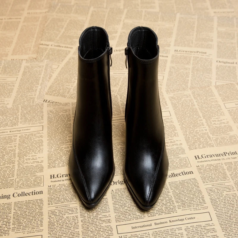 Delfia | Black Leather-Look Sculpted Ankle Boots with Heel
