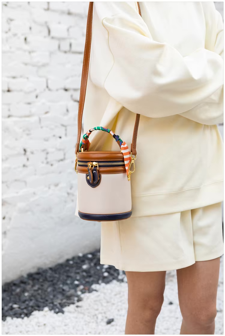 Novel | Bucket Shoulder Bag - Trendy & Compact