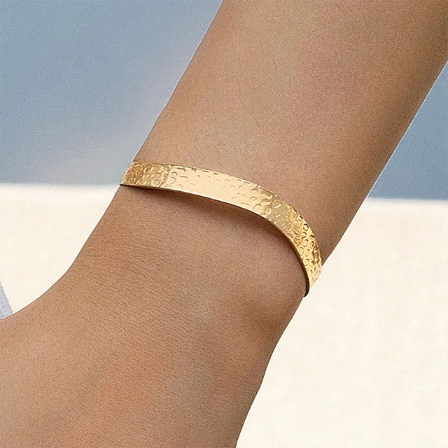 Adjustable Women's Bracelet with Cross Design in Gold Tone