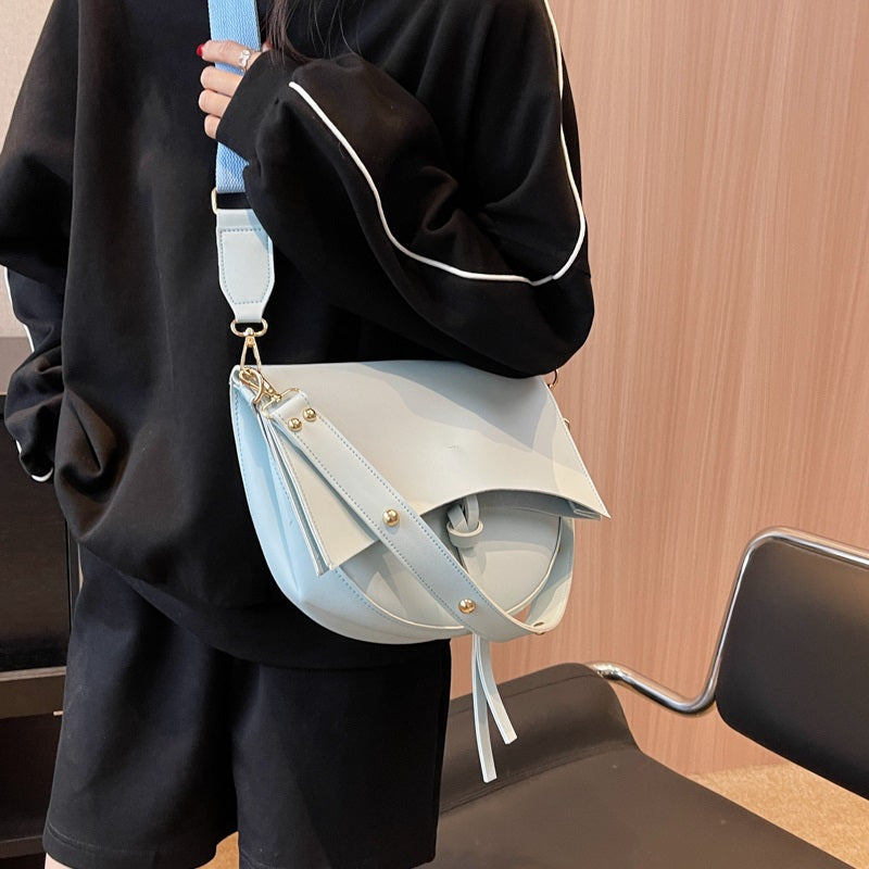 Fera | Vegan Leather Shoulder Bag with Subtle Details