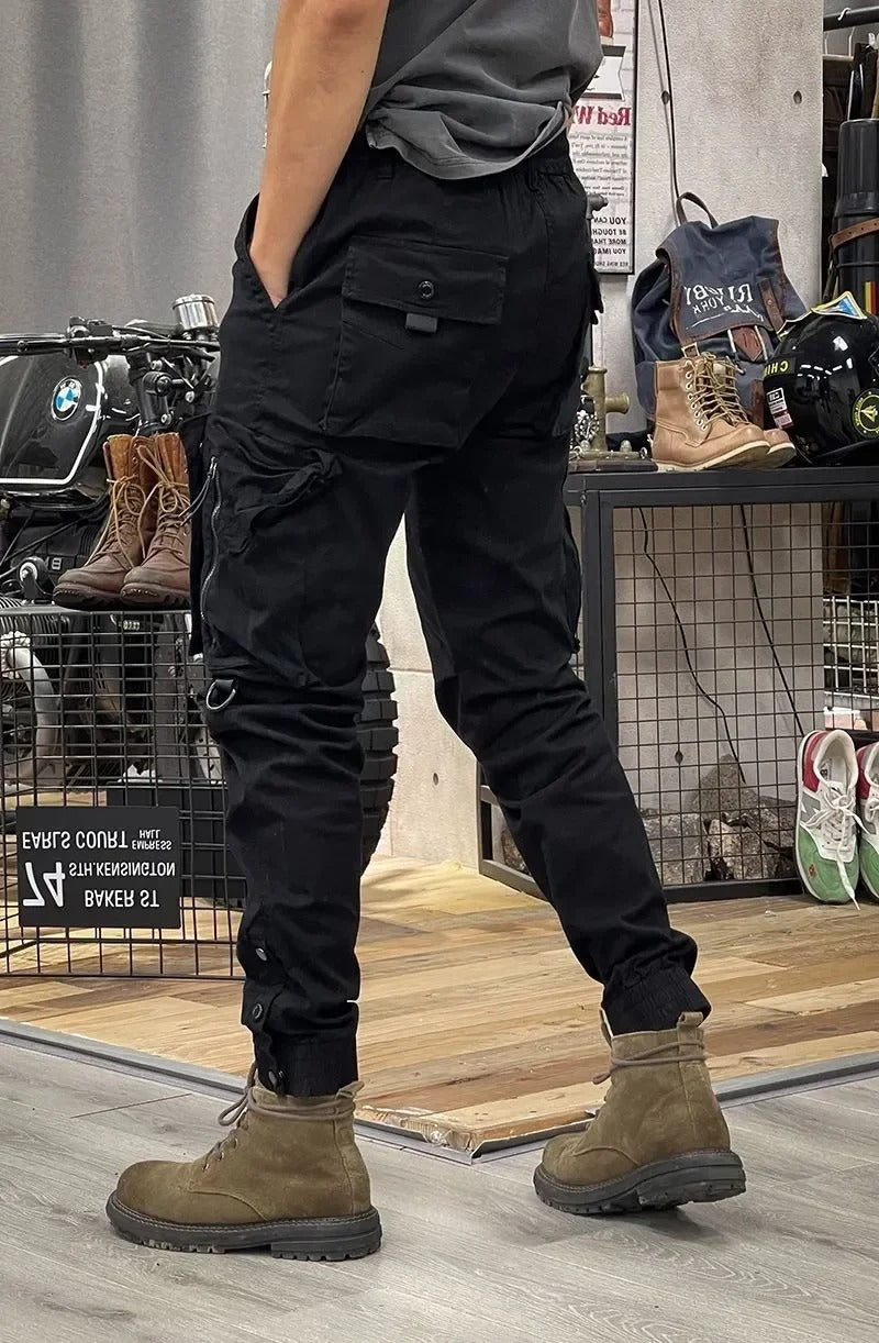 Lucas™ - Sleek Cargo Pants with Functional Pockets