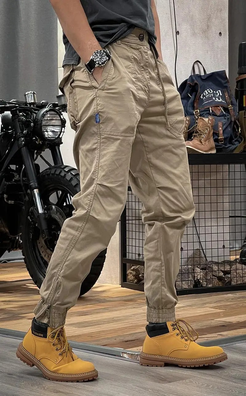 Lucas™ - Sleek Cargo Pants with Functional Pockets