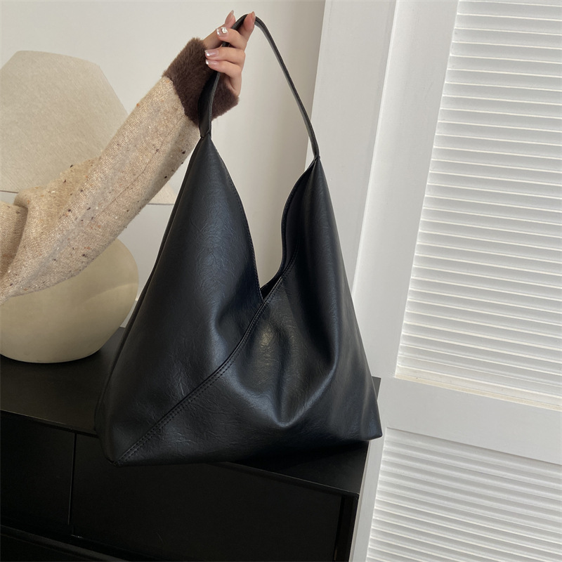 Lux | Vegan Leather Shoulder Bag