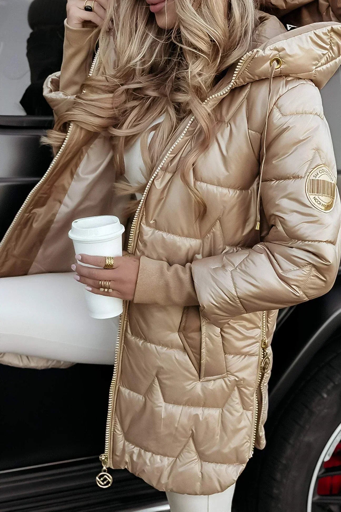 Diana | Elegant winter coat with hood and padding