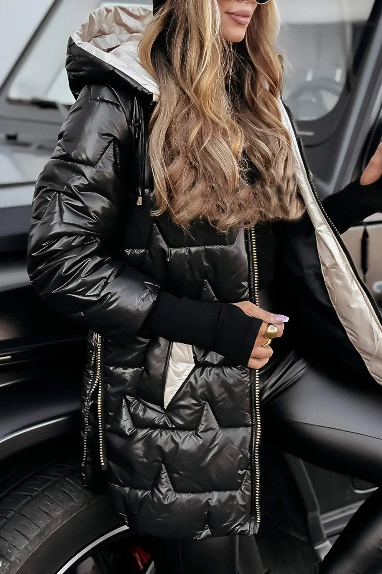 Diana | Elegant winter coat with hood and padding